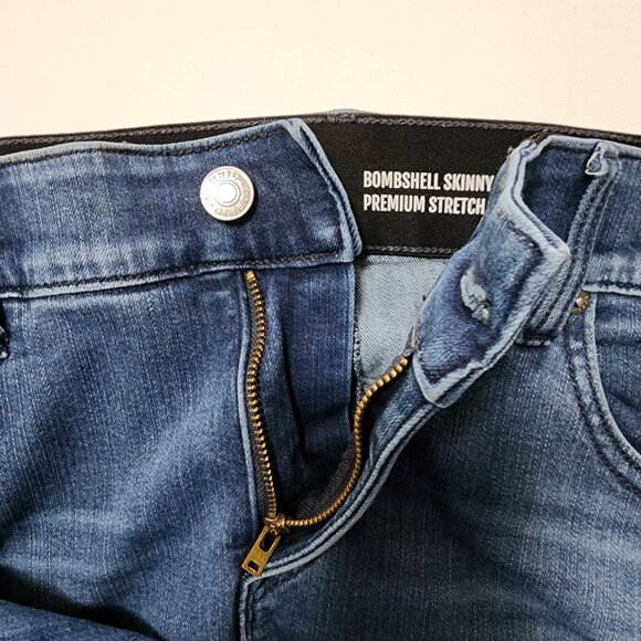 Torrid Dark Wash Premium Stretch High Rise Bombshell Skinny Jeans - Picture 4 of 8